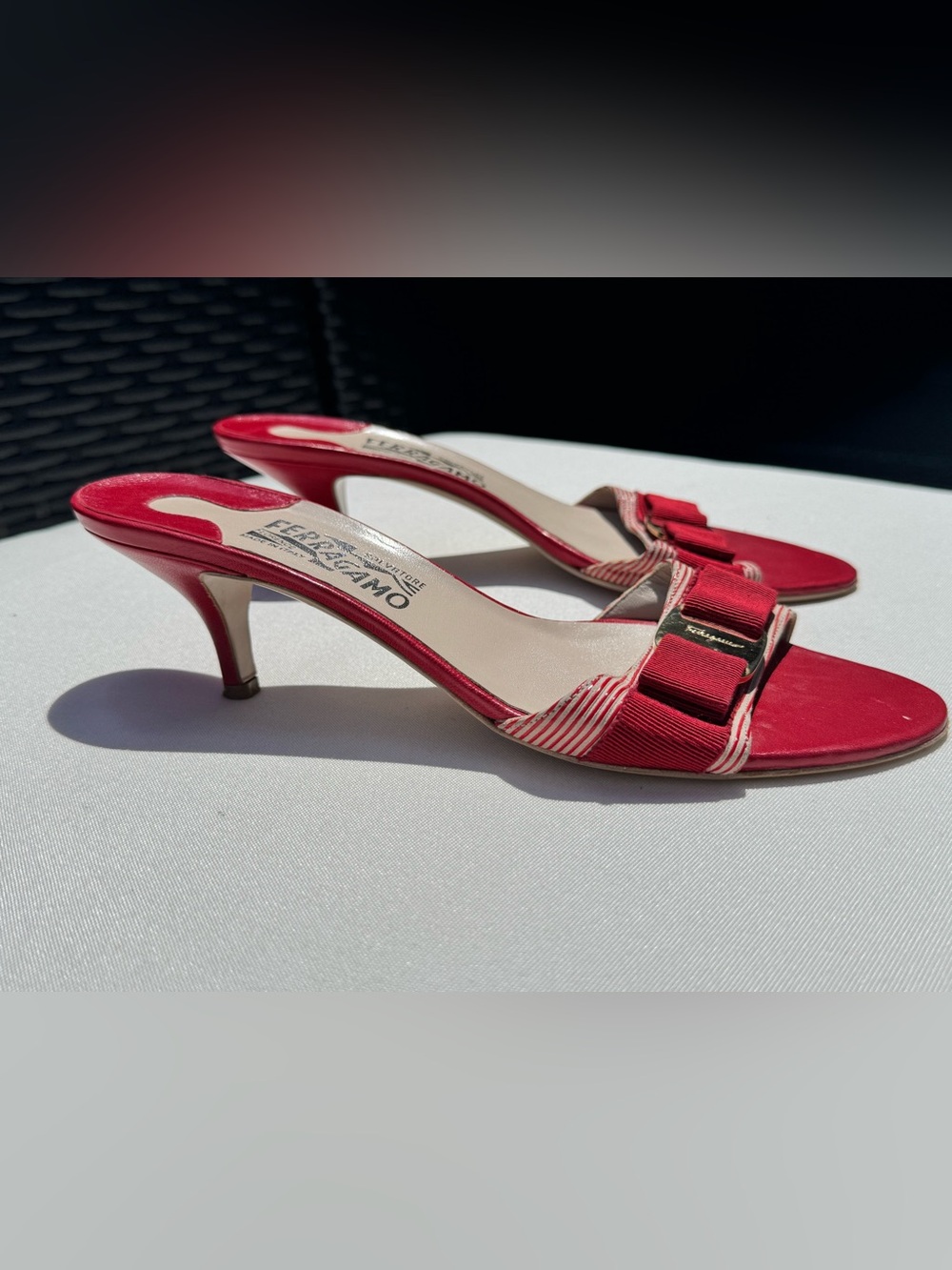 Salvatore Ferragamo Vara Bow Red Kitten Heel Sandals - Size 37 - Picture 3 of 11